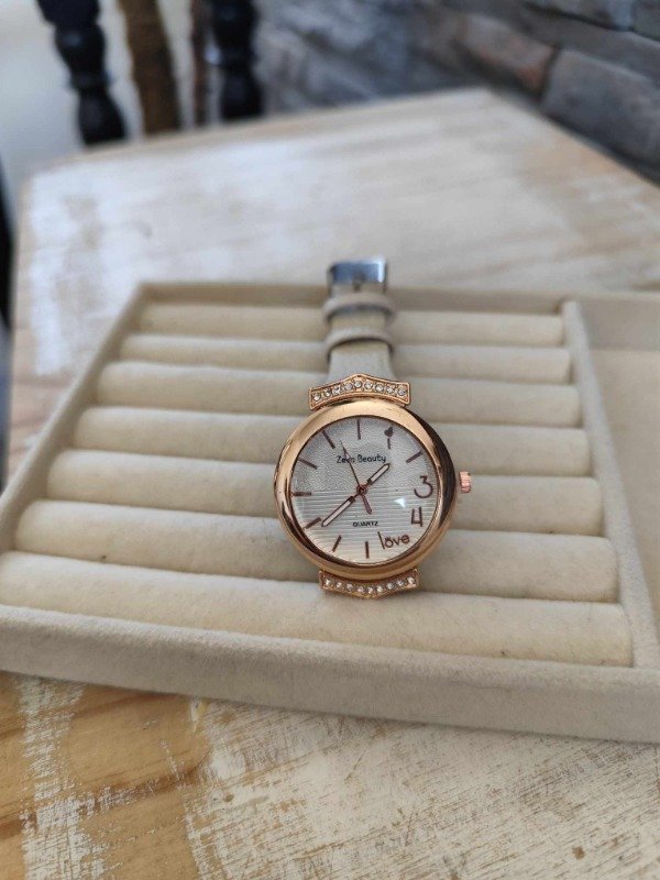 Producto - Reloj malla beige
