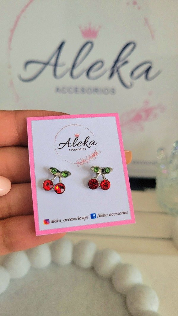 Producto - Aros cerezas con strass plateado