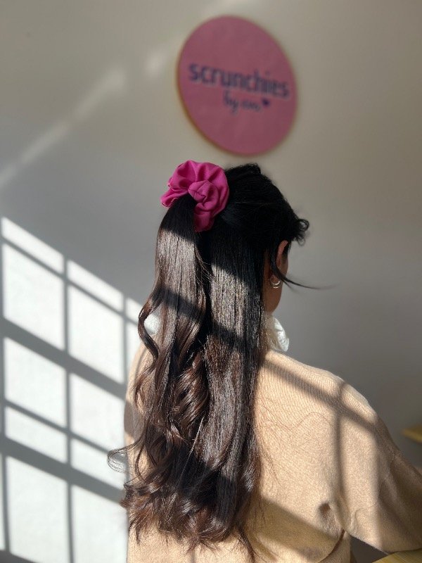 Producto - Scrunchie tropical fucsia - 1
