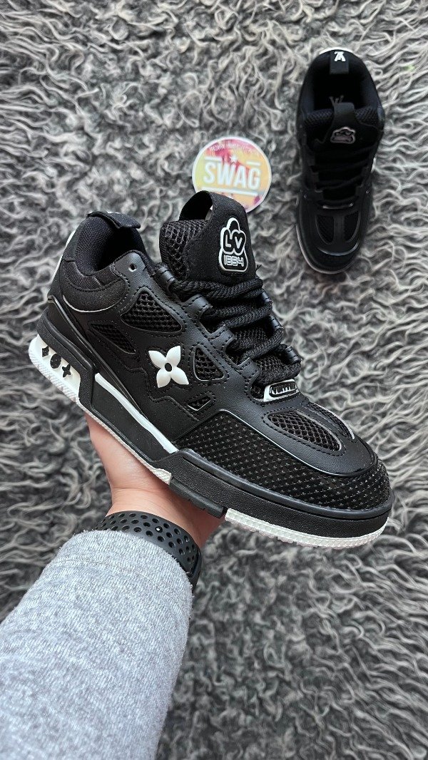 Producto - LV SKATE BLACK WHITE