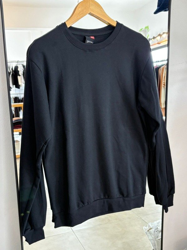 Producto - Buzo cuello redondo