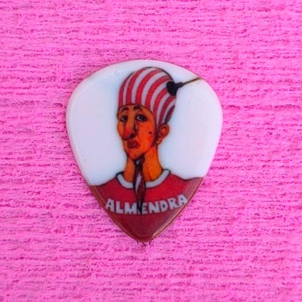 Producto - Púa Almendra Blanca