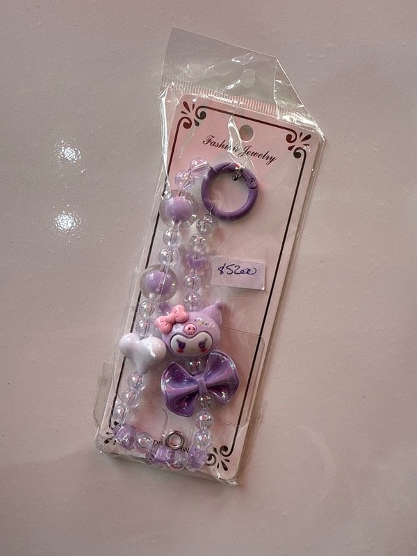 Producto - Llavero celular kuromi