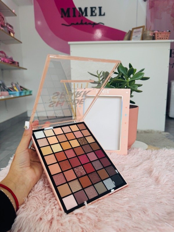 Producto - Paleta de 48 Sombras Shake Spark Saniye