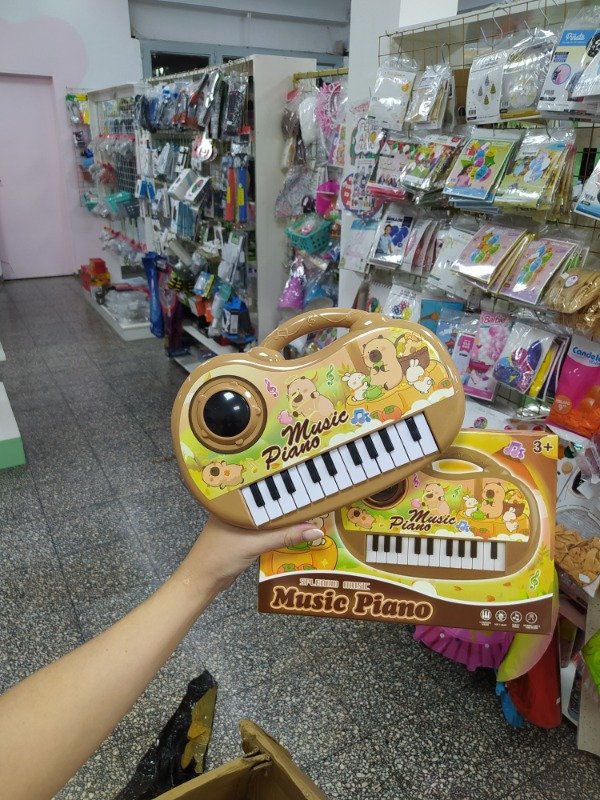 Producto - Piano musical capibara