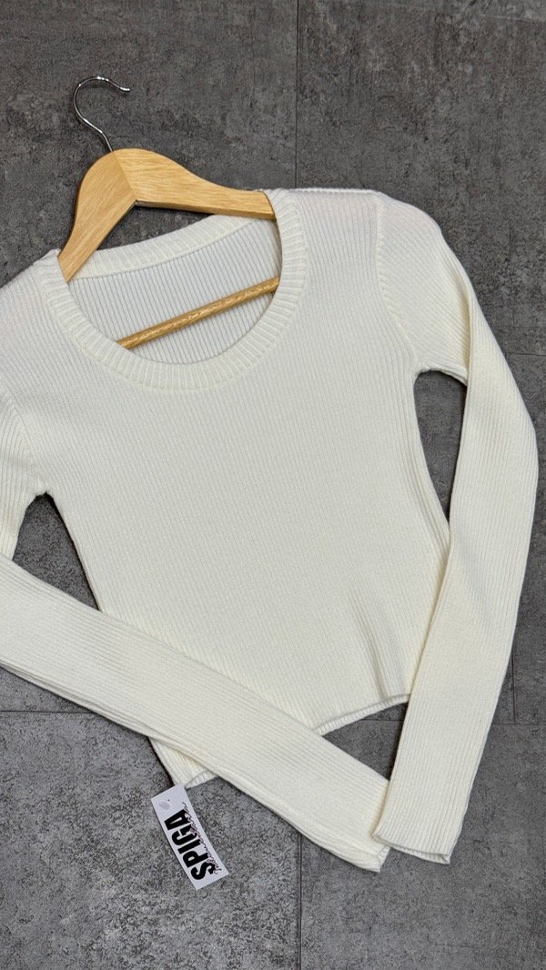 Producto - Sweater liso natural