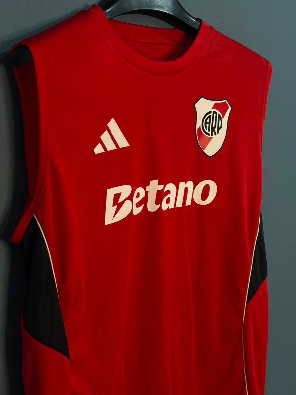 Producto - MUSCULOSA RIVER PLATE - ROJA - 2
