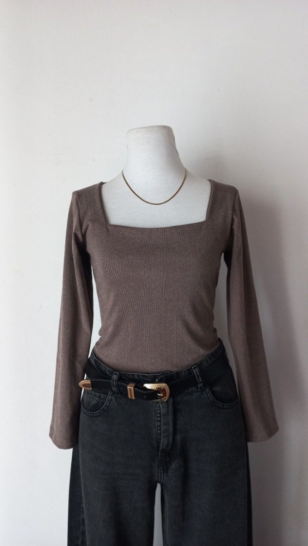 Producto - CAMISETA ELENA VISON