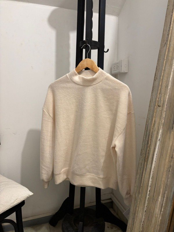 Producto - BUZO DE LANILLA