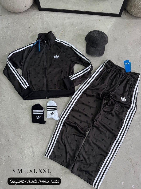 Producto - CONJUNTO NEGRO A LUNARES - 0