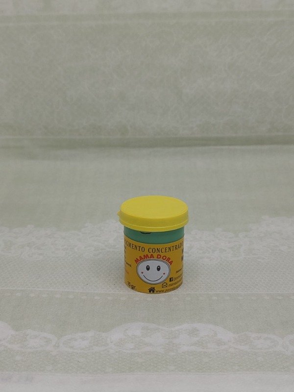 Producto - Mamá dora verde madera