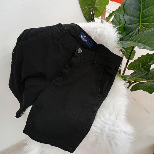 Producto - 151 - BERMUDA GABARDINA NEGRA