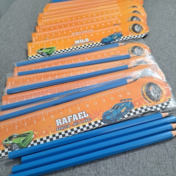 Producto - REGLA CON NOMBRE DE INVITADO Y LÁPIZ - 2