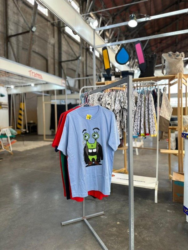 Producto - Remera Escribano Lupa