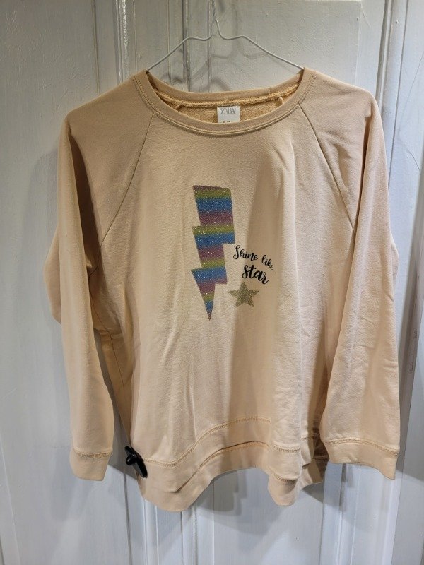 Producto - Buzo ZARA rosa claro con logo rayo Talle 11/12 años - PRECIO: 24X