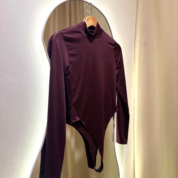 Producto - BODY POLERA MICROFIBRA BORDO