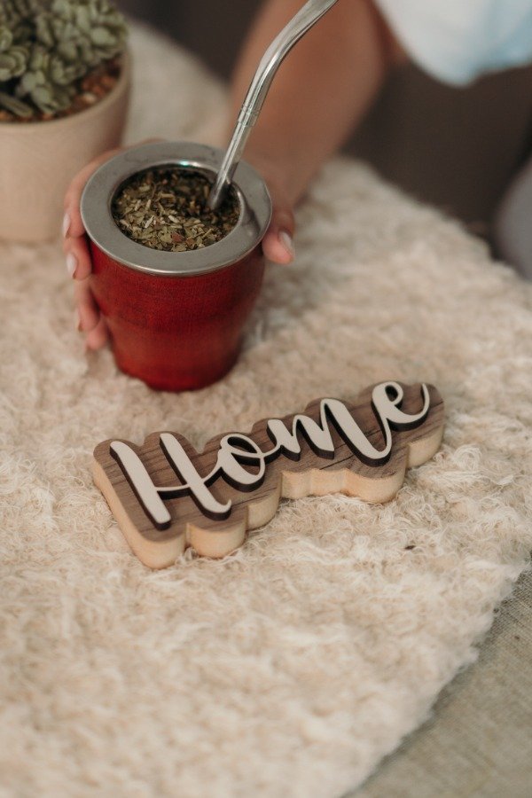 Producto - Palabra Home con relieve