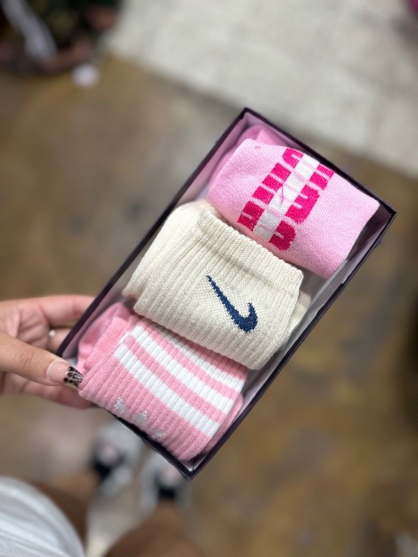 Producto - Pack x3 tenis en caja