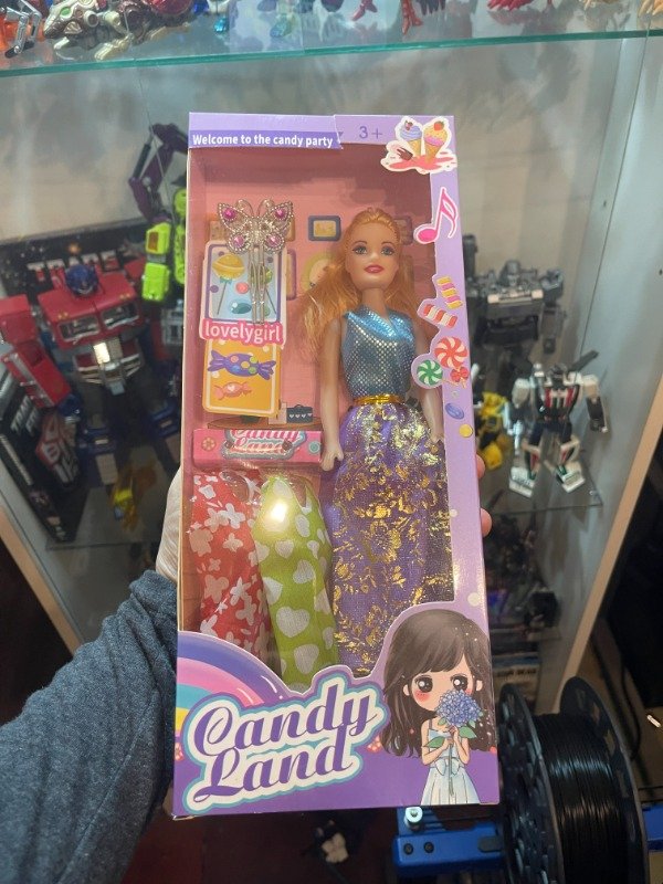 Producto - MUÑECA accesorios y vestidos mariposa Candy Land
