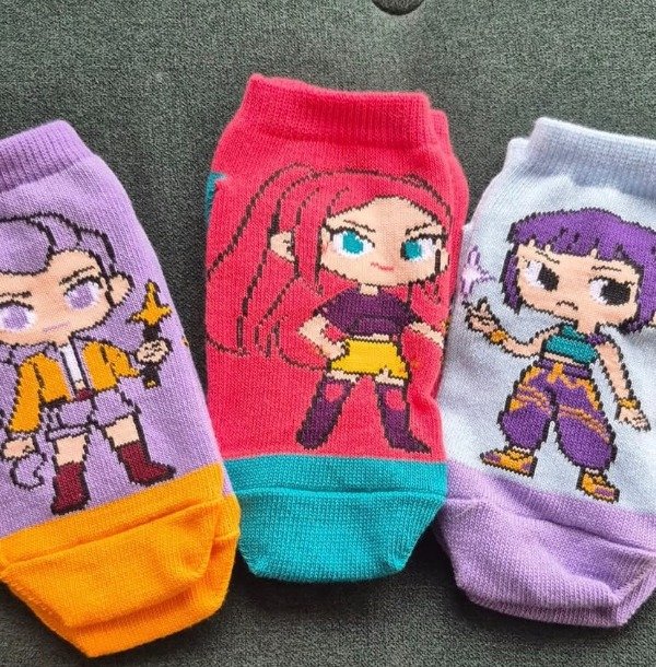 Producto - Soquetes de las guerreras K Pop