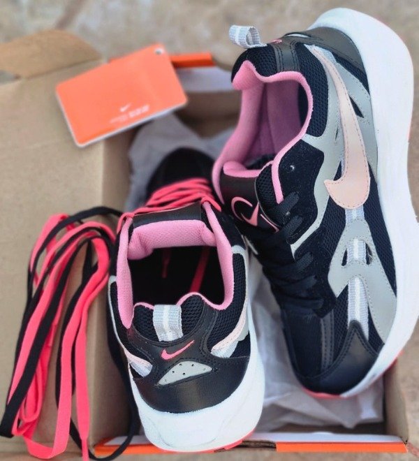 Producto - LINEA ANGIE Zapatillas deportivas - 11