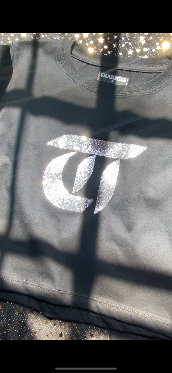 Producto - Baby tee- Logo T y Futttura GLITTER BRILLO (estampa adelante y atras) - 1