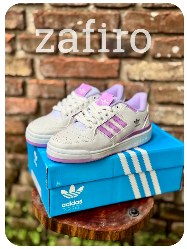 Producto - Adidas Low Violeta