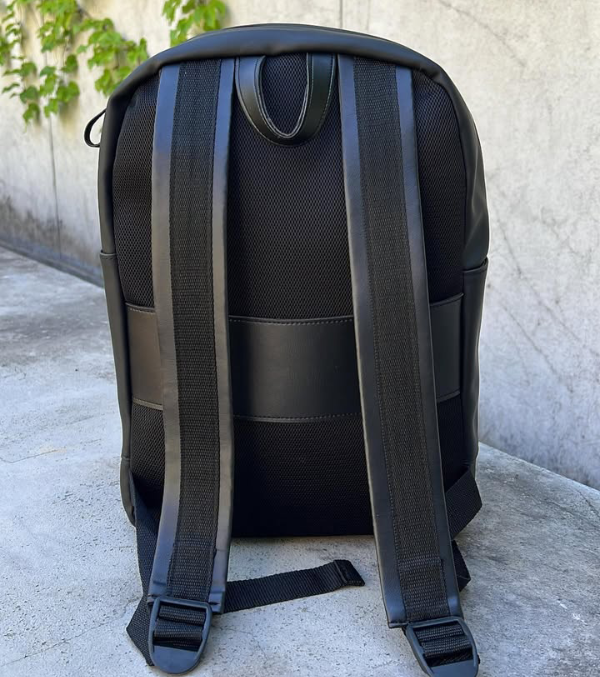 Mochila de cuero ecológico — imagen 2