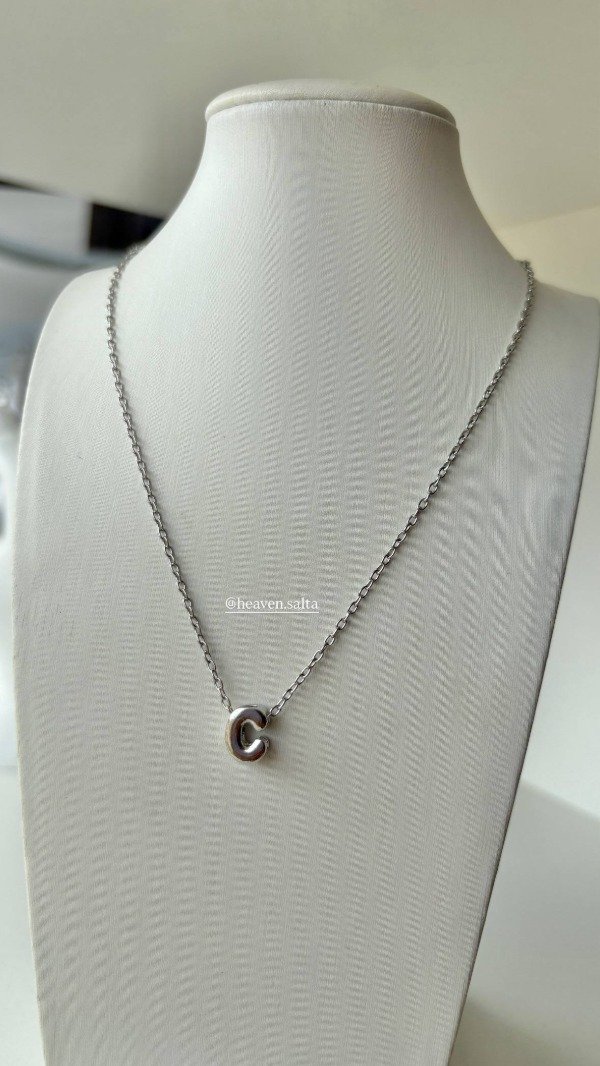 Producto - Collar inicial 3d acero plateado