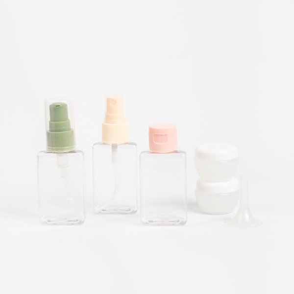 Producto - Kit de viaje cuadrado