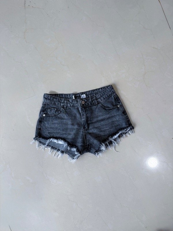 Producto - Short tiro bajo denim grey