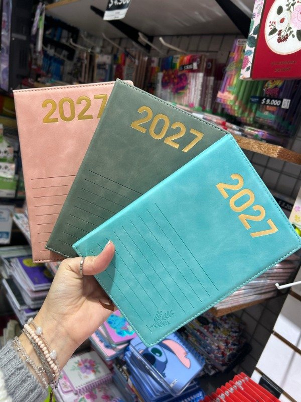 Producto - Agenda diaria Office 2027 acolchonada