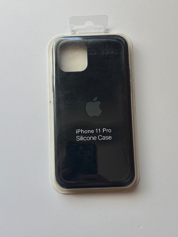 Producto - Silicone case negra iphone 11 pro