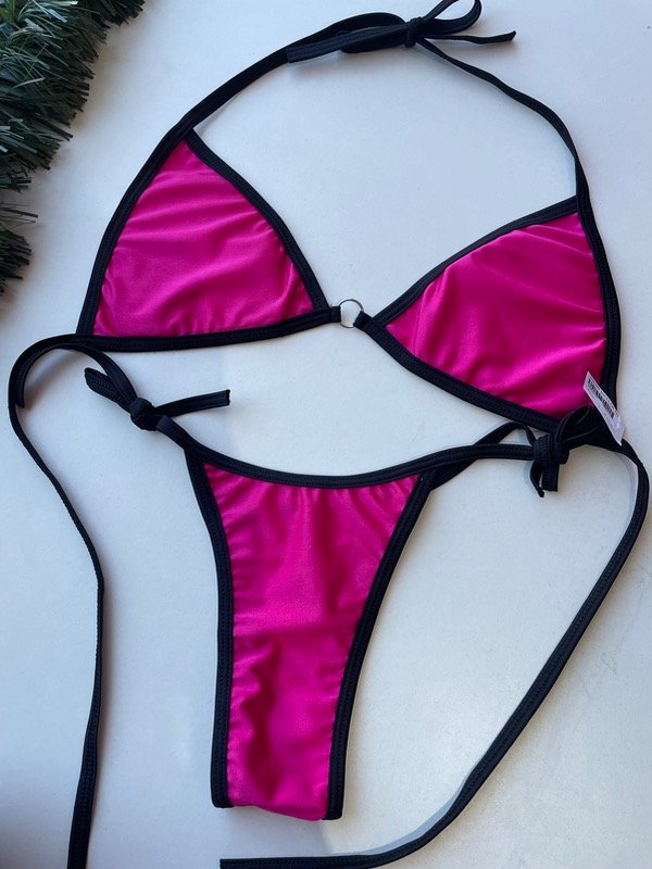 Producto - BIKINI BICOLOR FIJA(fucsia y negro)