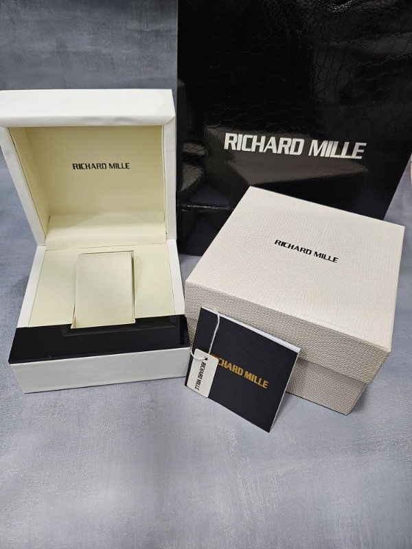 Producto - ESTUCHE RICHARD MILLE