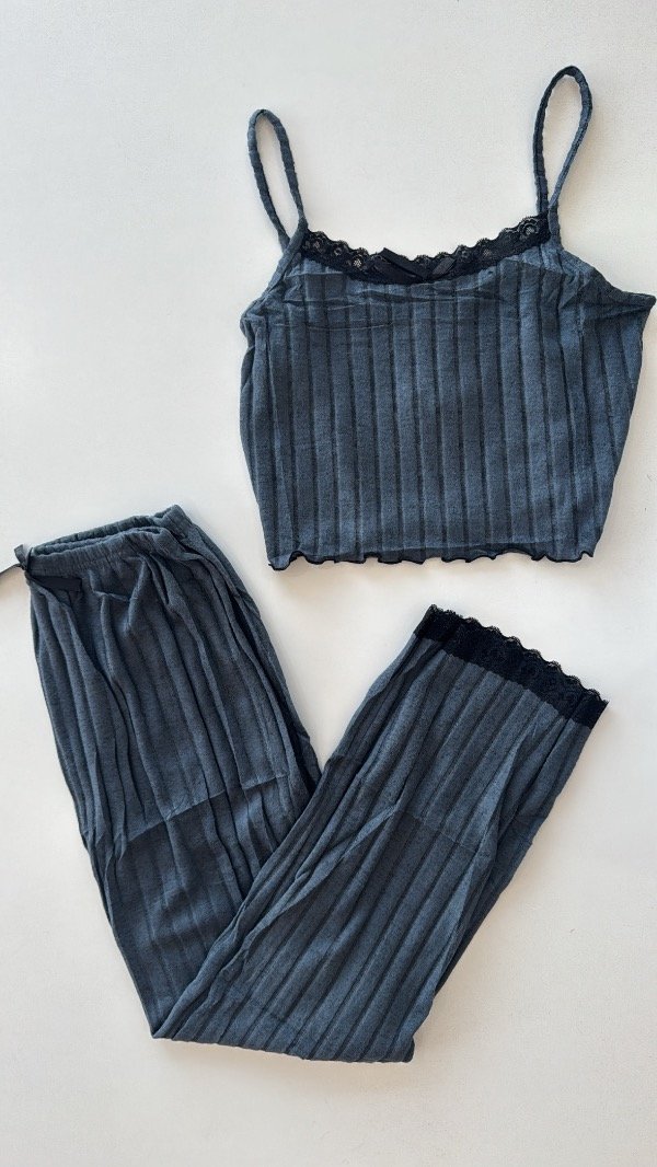Producto - PIJAMA LULI GRIS TOPO