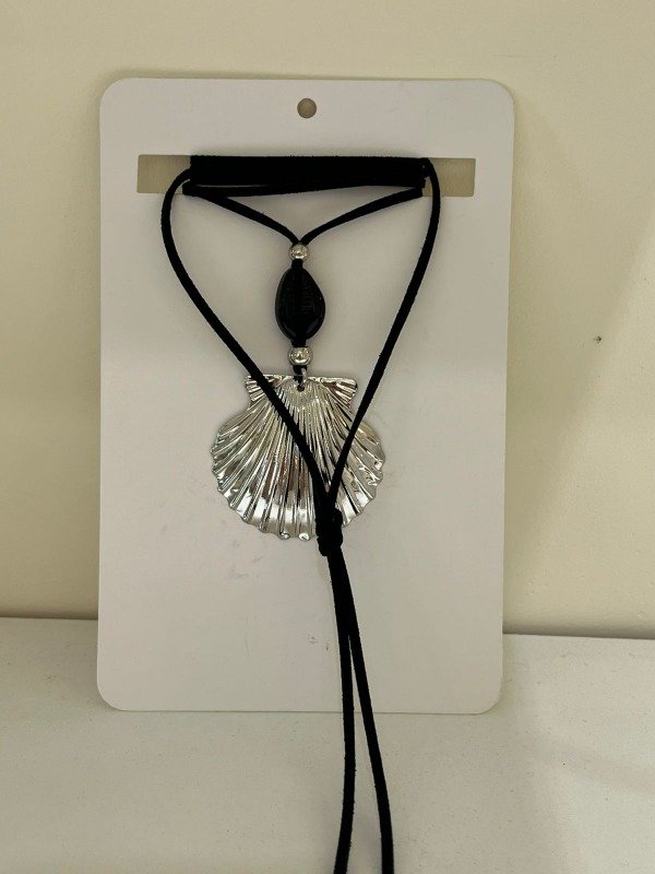 Producto - CHOCKER DE MAR PLATEADA