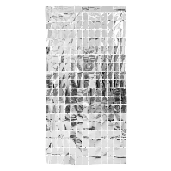 Producto - Cortina metalizada de cuadrados grandes color plateado