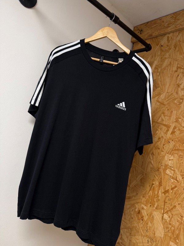 Producto - Remera Adidas - 1