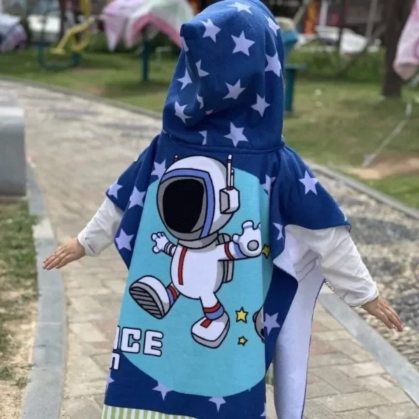 Producto - PONCHO TOALLA ESTAMPADO INFANTIL CON CAPUCHA MICROFIBRA 2 A 7 AÑOS - 2