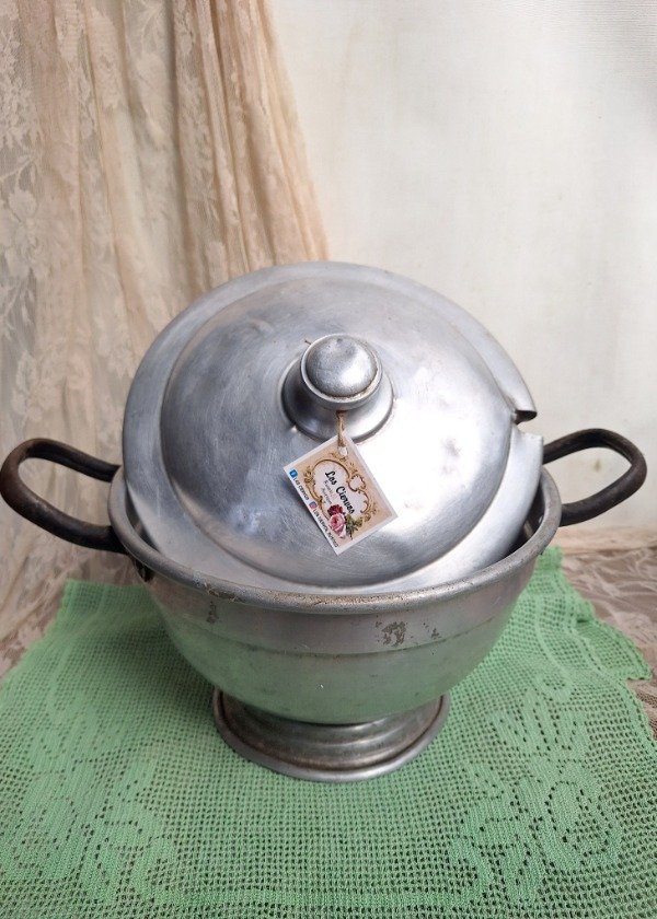Producto - Sopera de Aluminio con asas