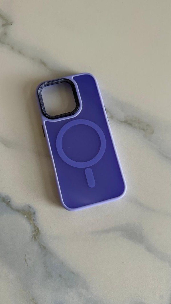 Producto - Funda magsafe lila Iph 16 pro