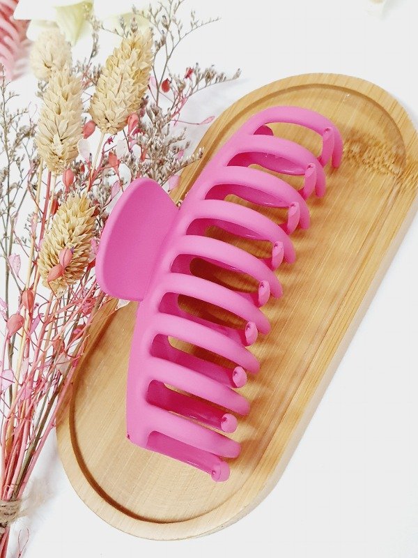 Producto - Broche Queen Fucsia
