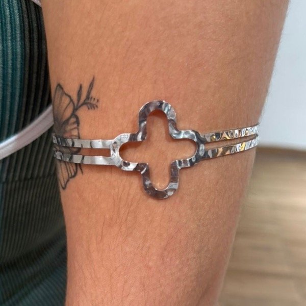 Producto - Brazalete Plateado