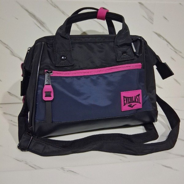 Producto - MORRAL EVERLAST NEGRO C/ FUCSIA