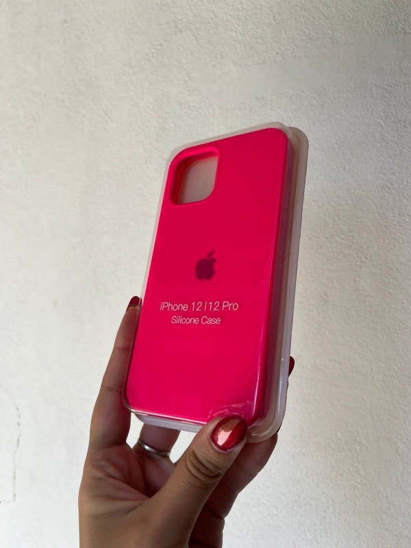 Producto - Iph 12 / iph 12 pro silicona case con felpa fucsia