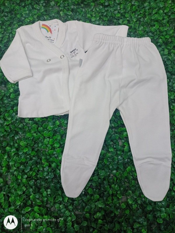 Producto - Batita+ ranita blanca