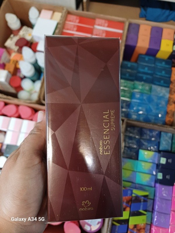 Producto - ESSENCIAL SUPREME FEMENINO 100ML