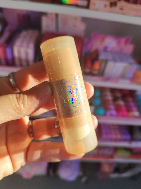 Producto - Iluminador stick cremoso con esponja RIMOCCO