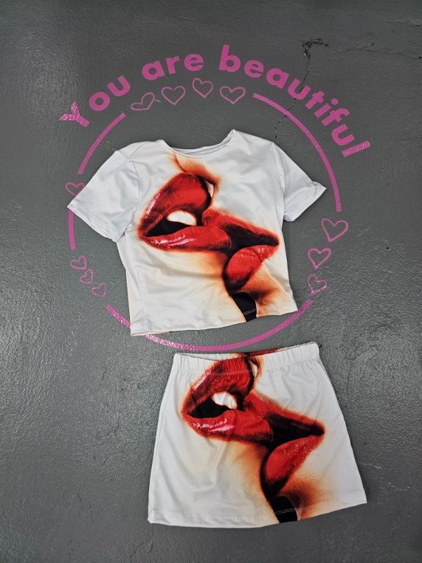 Producto - Conjunto Kiss con descuento